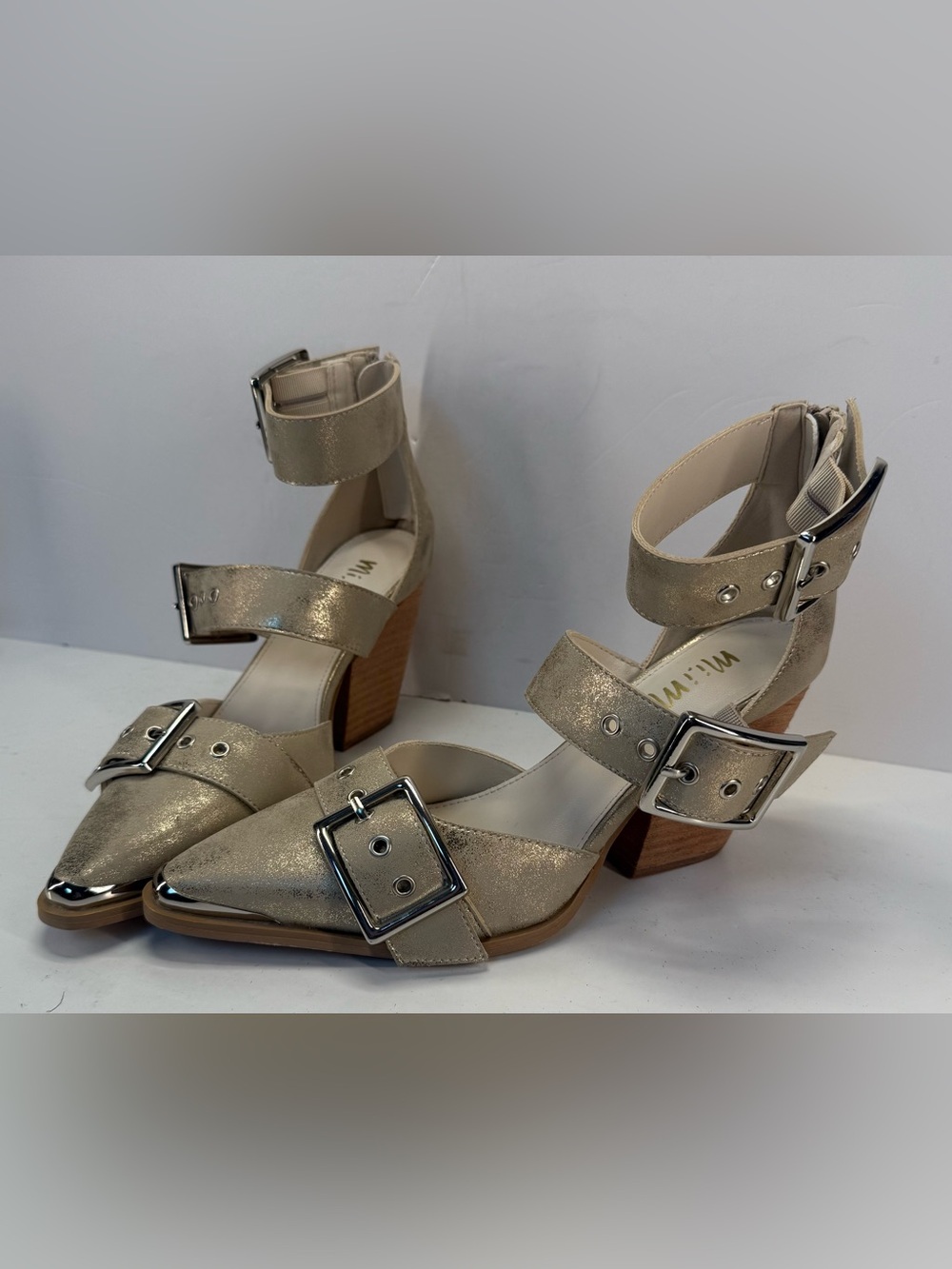 Mi Mi Hendrix Triple Buckle gold Metallic Block Heel Pumps for Women size 8 - Picture 2 of 16